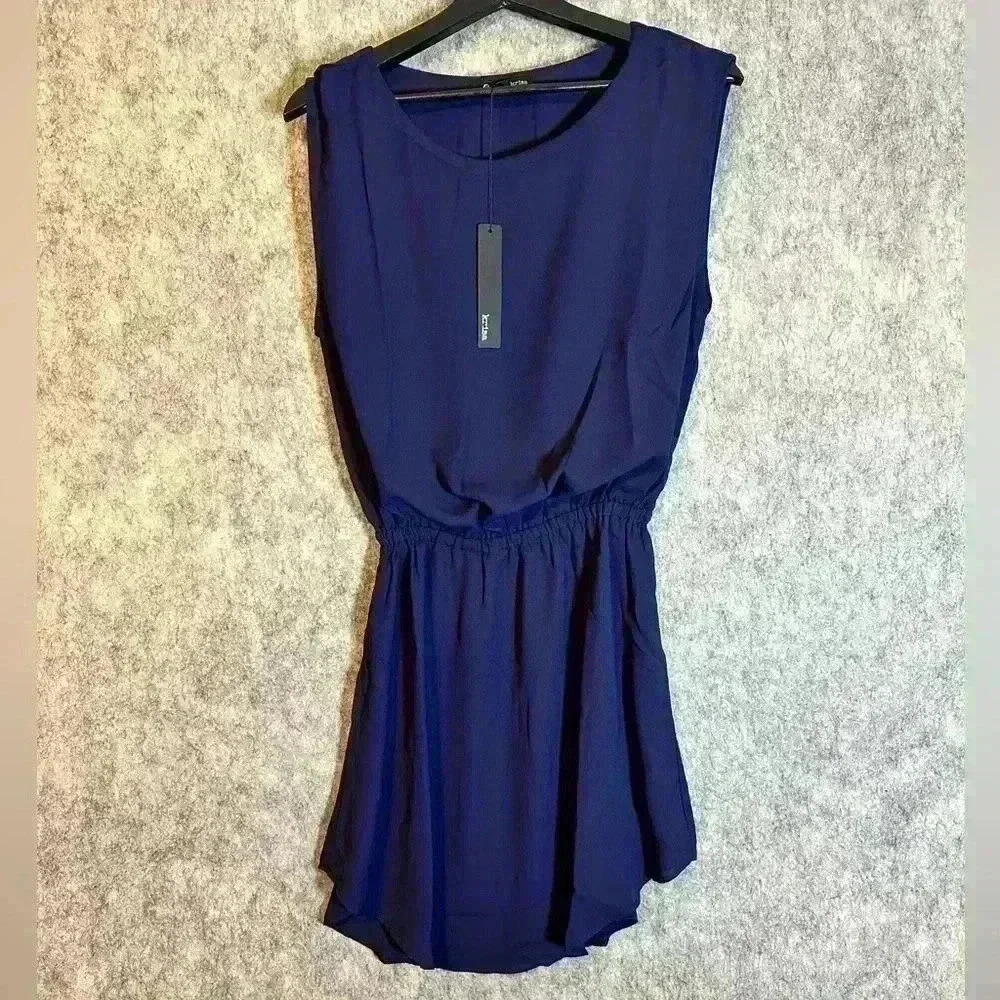 NWT Krisa Sleeveless Stretch Dress - Small